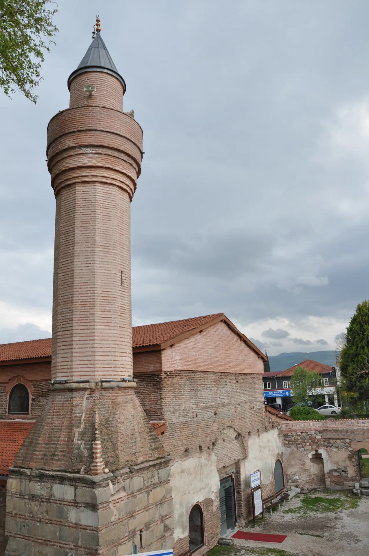 Ayasofya (Orhan Camii) — 5