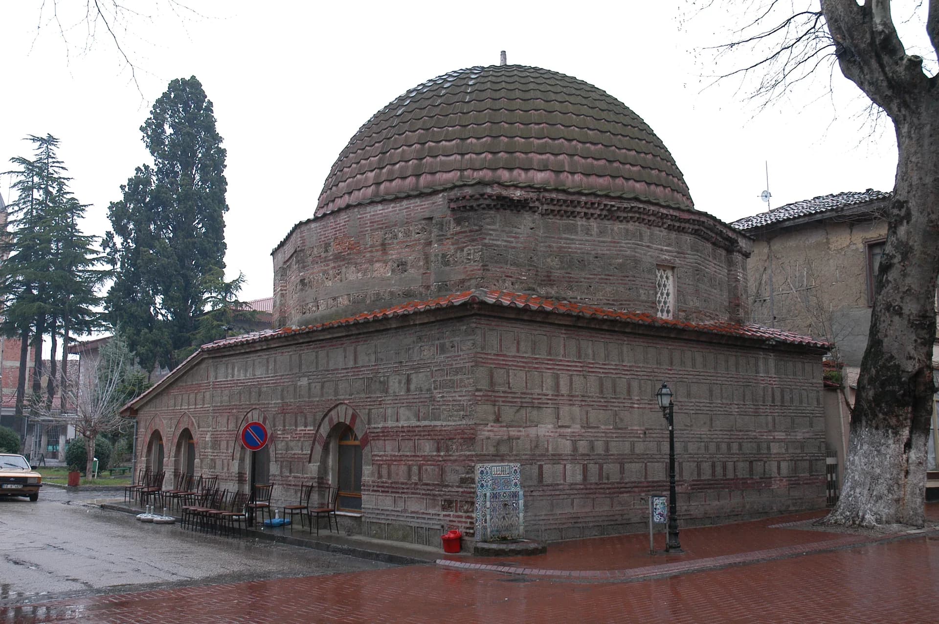 Hacı Özbek Camii — 3