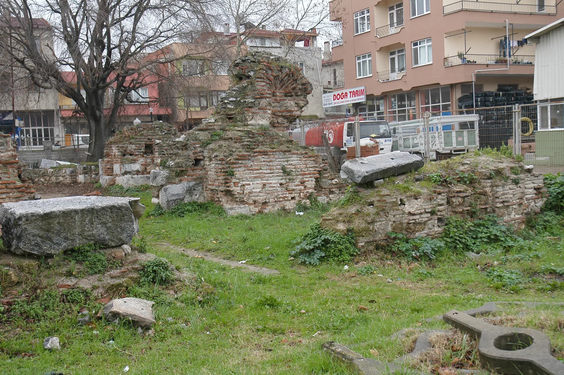 Руины церкви Святого Трифана — 5
