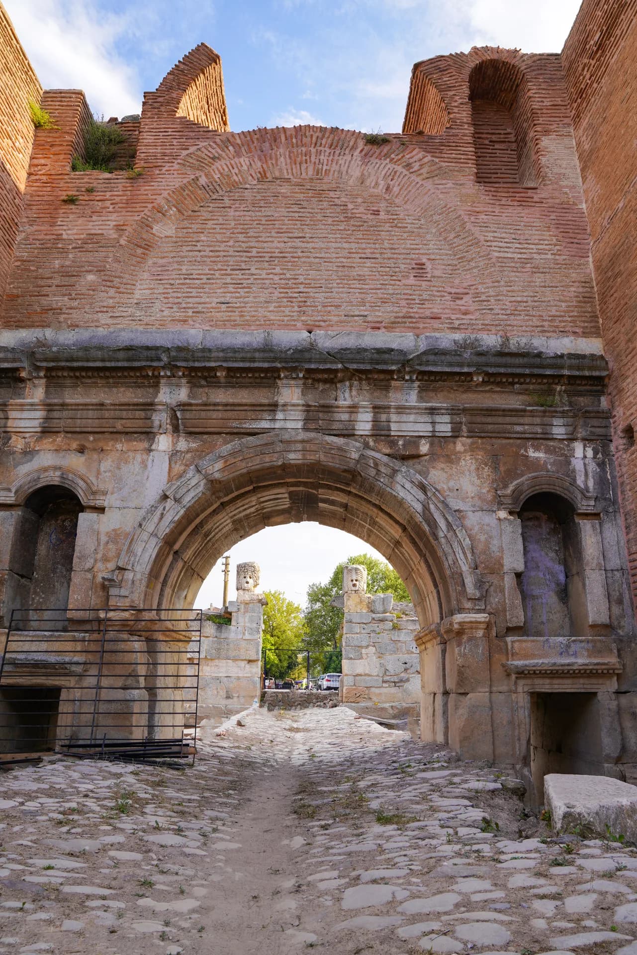 İstanbul Kapısı (Porta Constantinopolitana) — 6