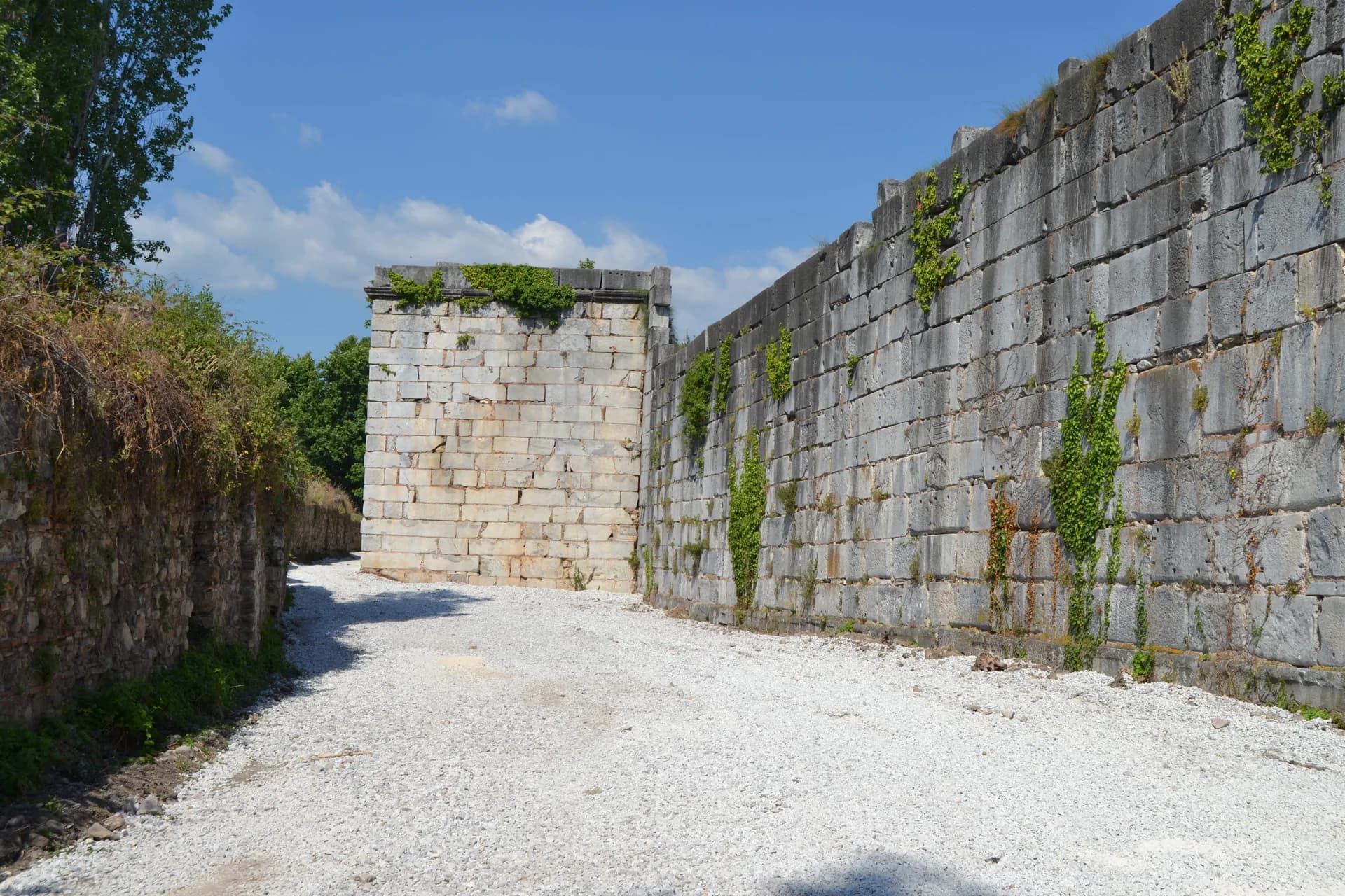 İznik Şehir Surları & Burçları — 6