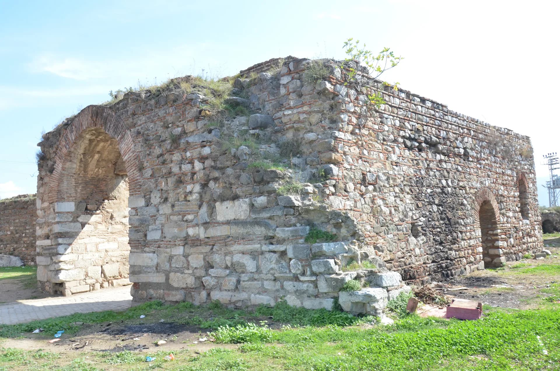 Yenişehir Kapısı (Güney Kapı) — 4