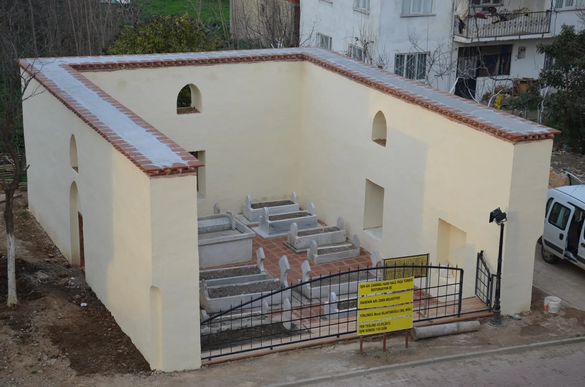 Çandarlı İbrahim Paşa Türbesi